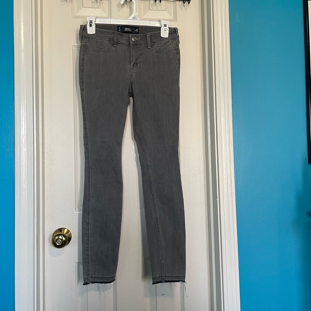 Never Worn Hollister Gray Jean Legging
